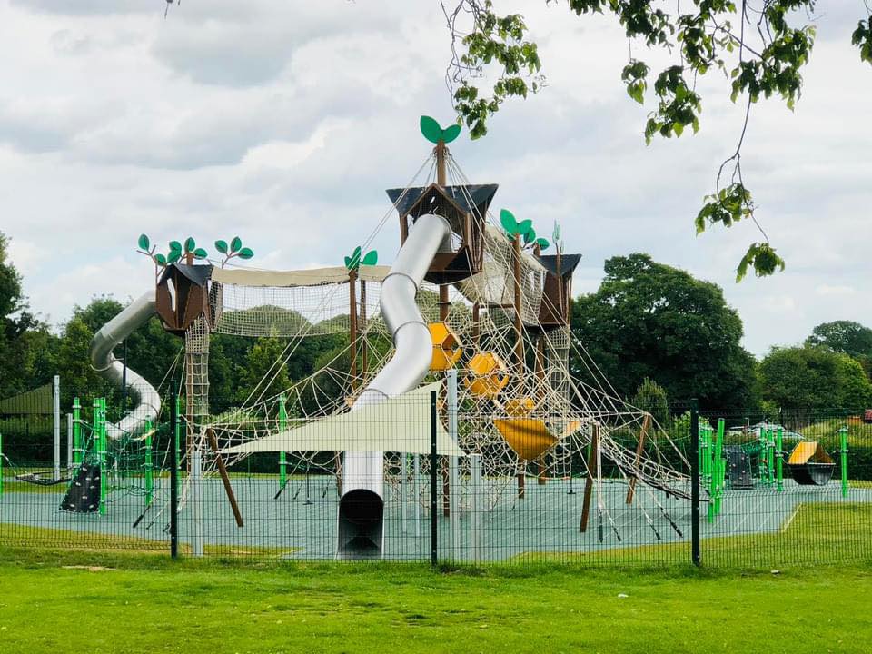 Image of adventure play area at King George's Playing Fields with high tunnels, slides and rope climbing frames